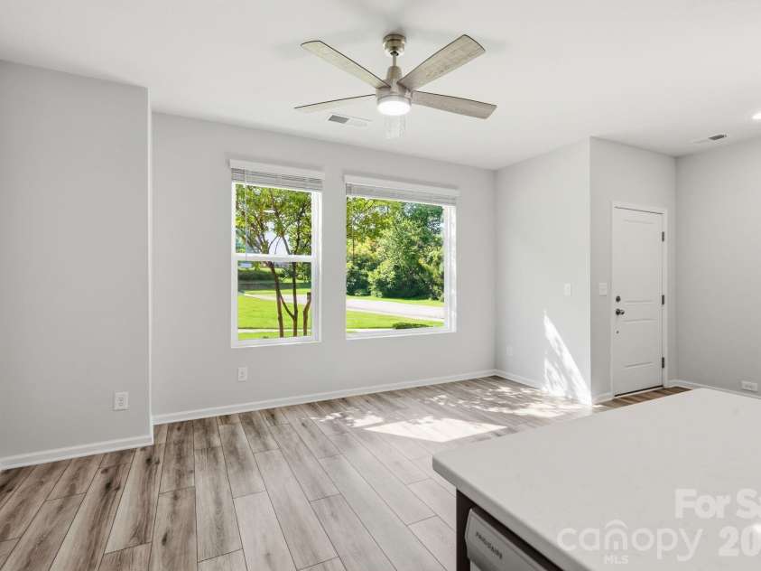 1450 Winding Stream Road, Charlotte, NC 28206.  MLS# CAR4399168, YatesRealty ID 38301. 