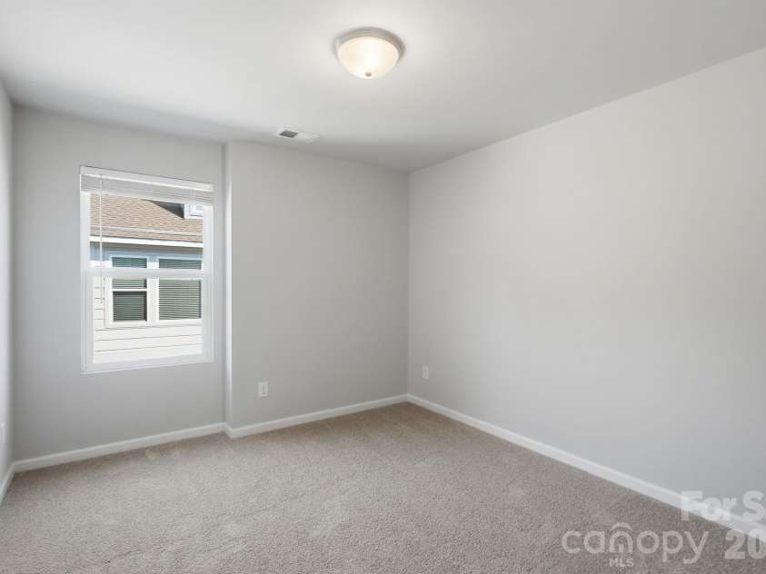 1450 Winding Stream Road, Charlotte, NC 28206.  MLS# CAR4399168, YatesRealty ID 38301. 