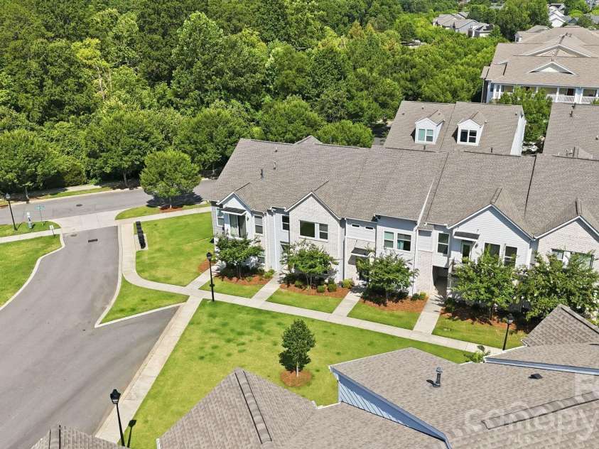 1450 Winding Stream Road, Charlotte, NC 28206.  MLS# CAR4399168, YatesRealty ID 38301. 