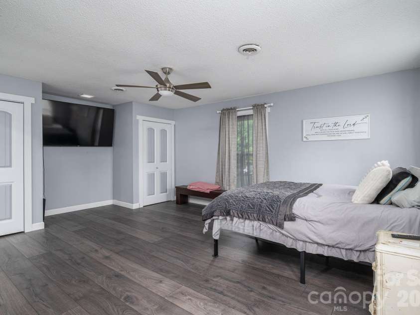 809 Spring Street, Cherryville, NC 28021.  MLS# CAR4403649, YatesRealty ID 38303. 