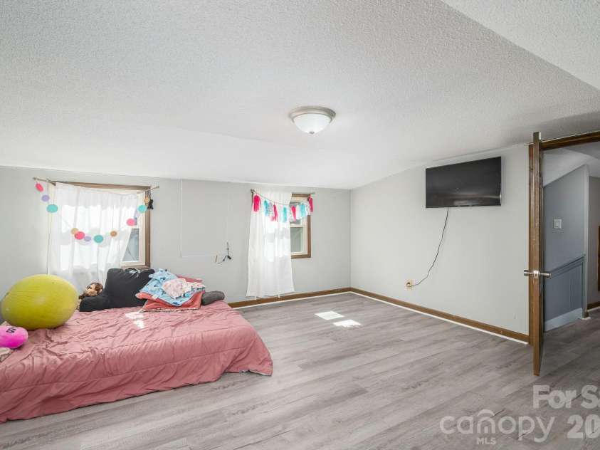 809 Spring Street, Cherryville, NC 28021.  MLS# CAR4403649, YatesRealty ID 38303. 
