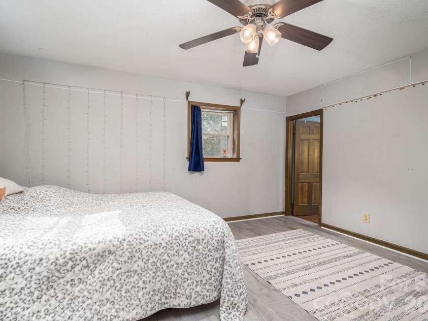 809 Spring Street, Cherryville, NC 28021.  MLS# CAR4403649, YatesRealty ID 38303. 