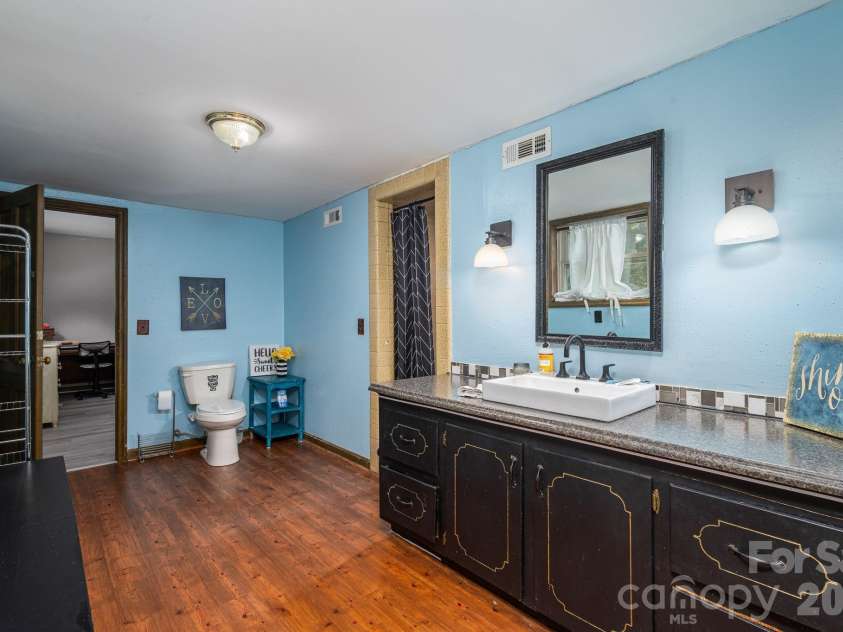 809 Spring Street, Cherryville, NC 28021.  MLS# CAR4403649, YatesRealty ID 38303. 
