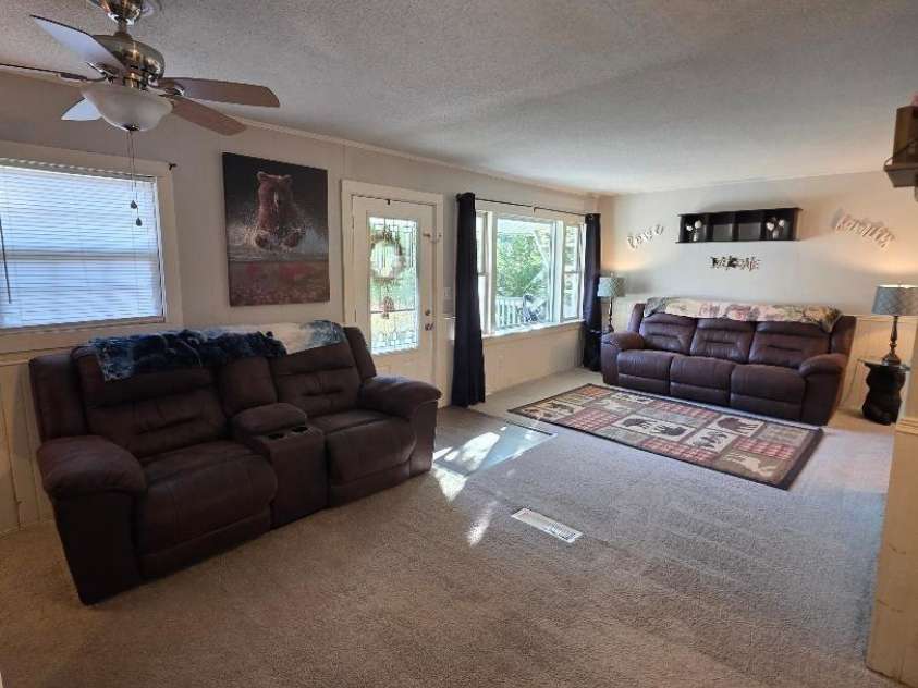 26 Azalea Road, Arden, NC 28704.  MLS# CAR4333290, YatesRealty ID 3831. 