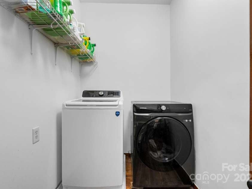 305 Ficker Circle, Hendersonville, NC 28739.  MLS# CAR4240043, YatesRealty ID 3831. Laundry No. 1: Second-floor laundry. Washer/dryer convey.