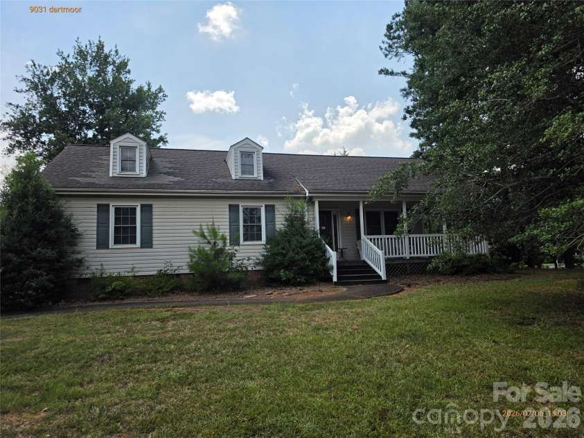 9031 Dartmoor Place, Charlotte, NC 28227.  MLS# CAR4398639, YatesRealty ID 38310. 