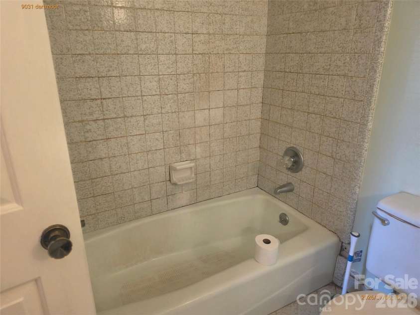 9031 Dartmoor Place, Charlotte, NC 28227.  MLS# CAR4398639, YatesRealty ID 38310. 