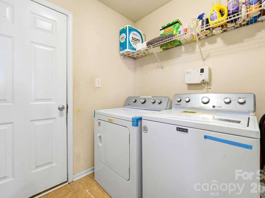 4411 Palustris Court, Charlotte, NC 28269.  MLS# CAR4403612, YatesRealty ID 38311. 