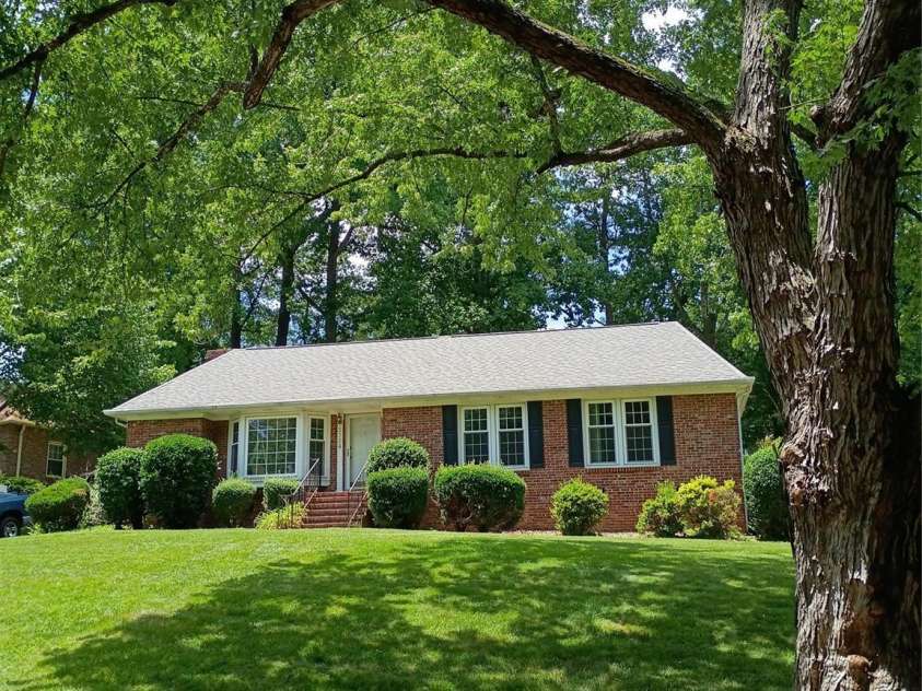 5724 Telfair Road, Charlotte, NC 28210.  MLS# CAR4403380, YatesRealty ID 38312. 