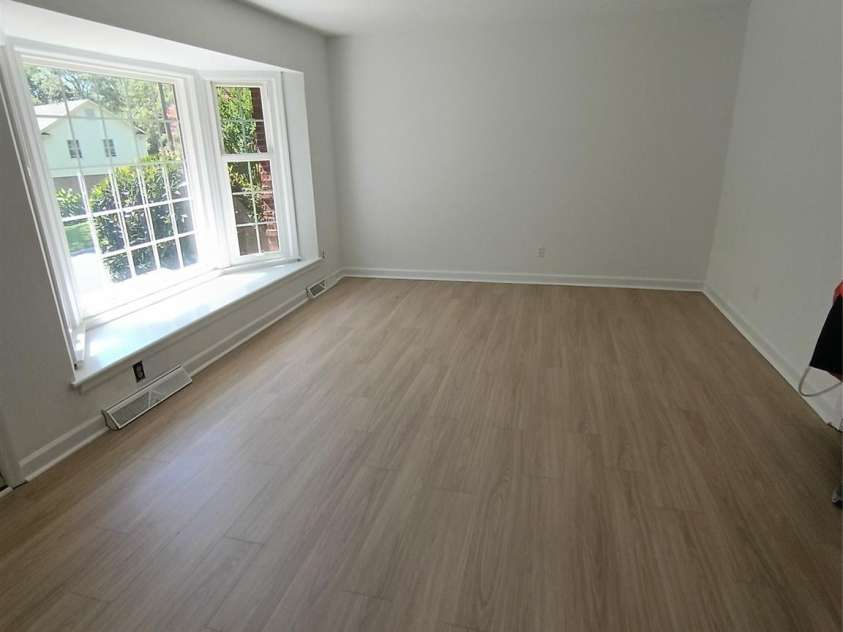 5724 Telfair Road, Charlotte, NC 28210.  MLS# CAR4403380, YatesRealty ID 38312. 