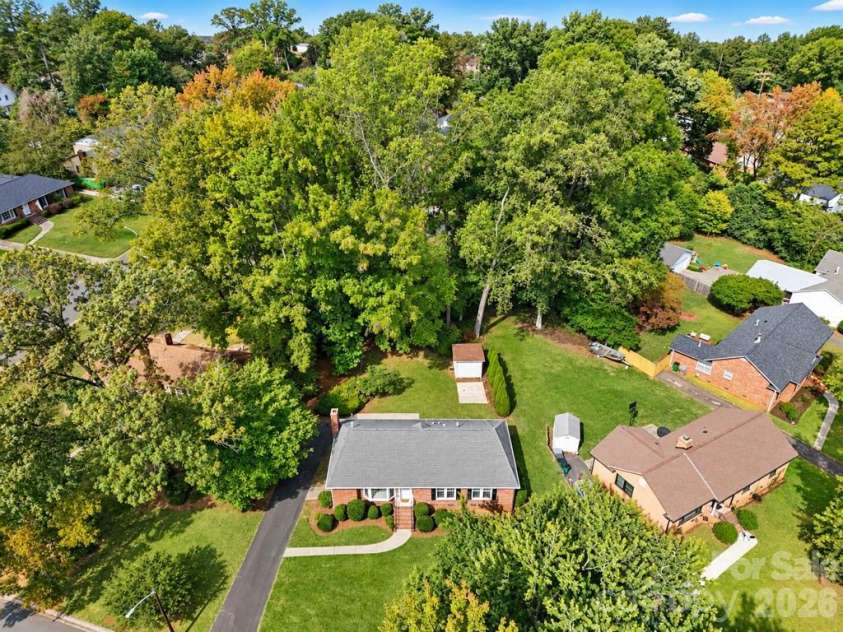 5724 Telfair Road, Charlotte, NC 28210.  MLS# CAR4430105, YatesRealty ID 38312. Mature trees provide shade & privacy