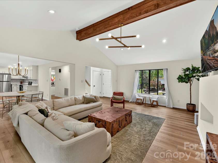 7908 Serendipity Lane, Charlotte, NC 28277.  MLS# CAR4392245, YatesRealty ID 38315. 