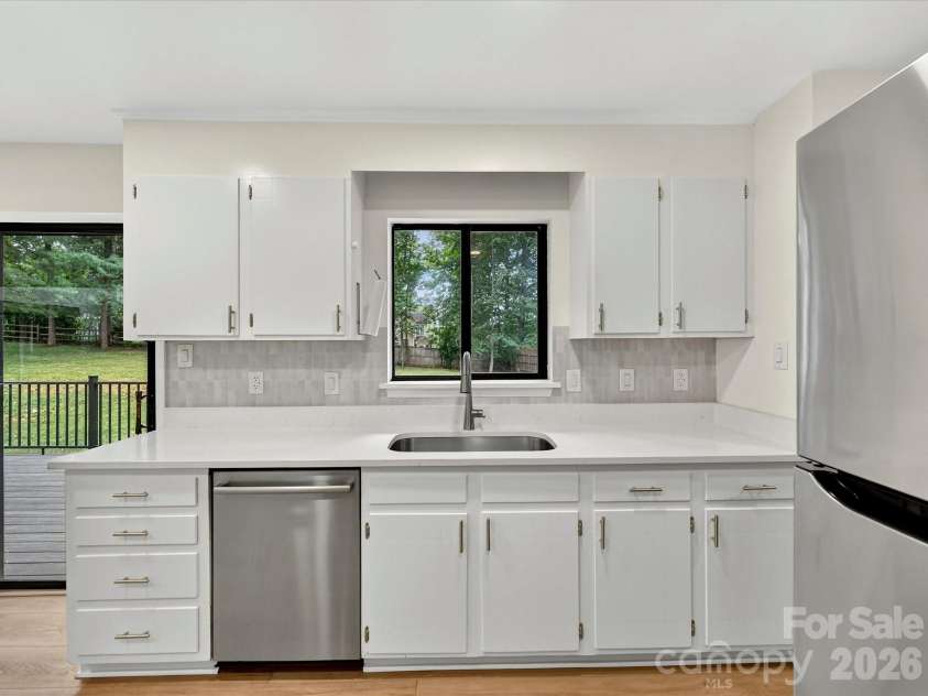 7908 Serendipity Lane, Charlotte, NC 28277.  MLS# CAR4392245, YatesRealty ID 38315. 