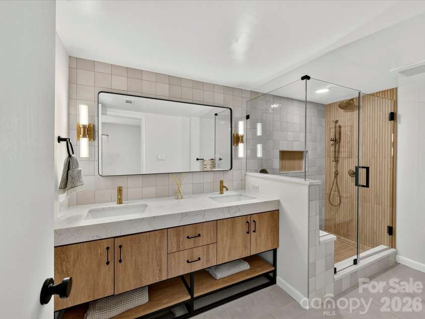 7908 Serendipity Lane, Charlotte, NC 28277.  MLS# CAR4392245, YatesRealty ID 38315. 