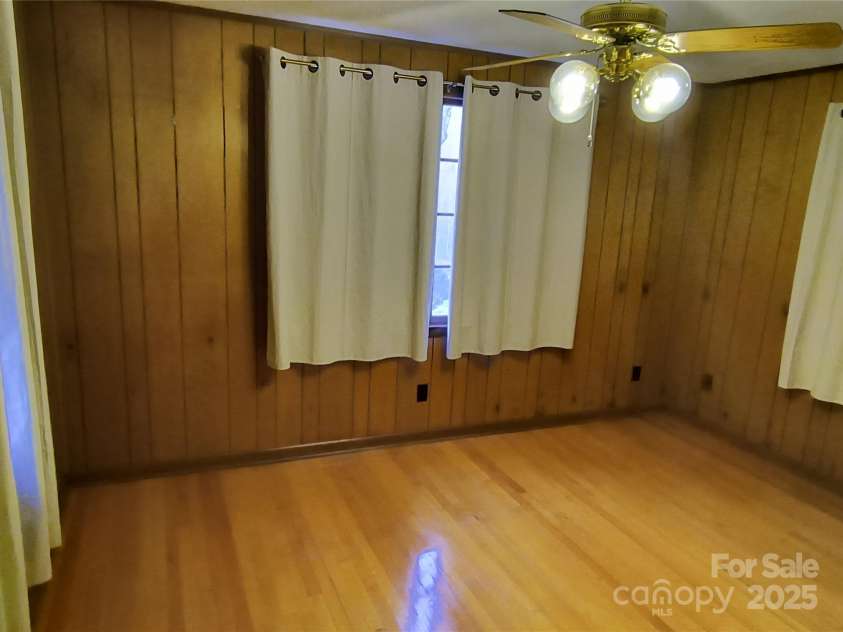 358 Carson Elliott Drive, Marion, NC 28752.  MLS# CAR4240915, YatesRealty ID 3832. Bonus room in house