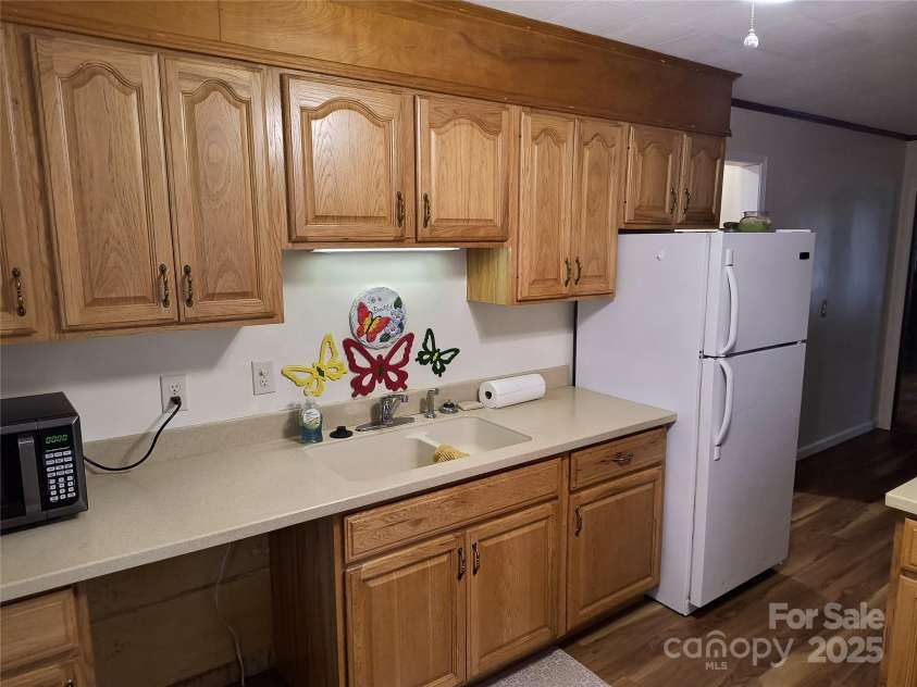 358 Carson Elliott Drive, Marion, NC 28752.  MLS# CAR4240915, YatesRealty ID 3832. Kitchen