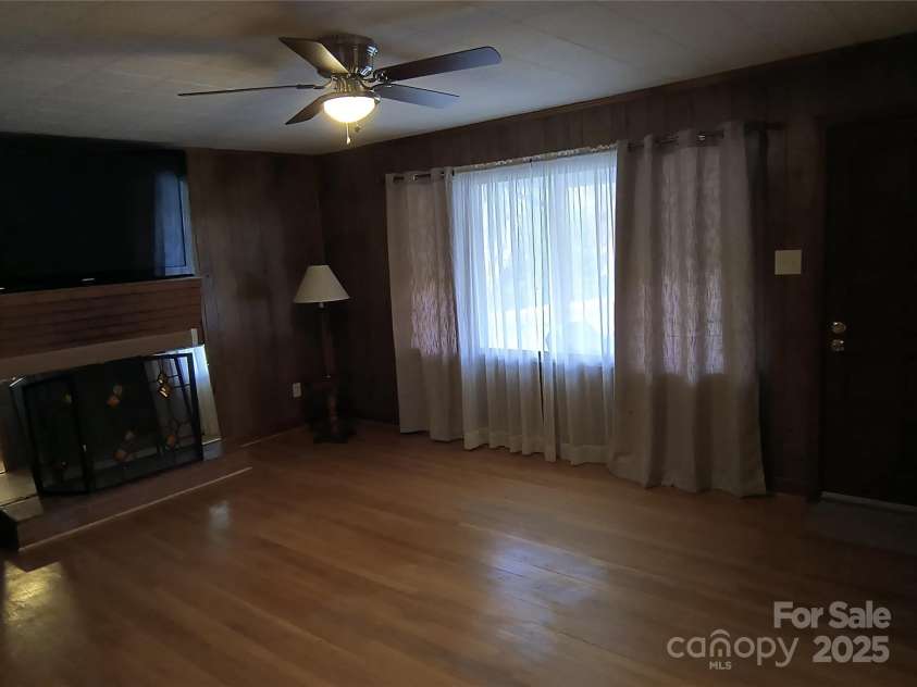 358 Carson Elliott Drive, Marion, NC 28752.  MLS# CAR4240915, YatesRealty ID 3832. Living Room