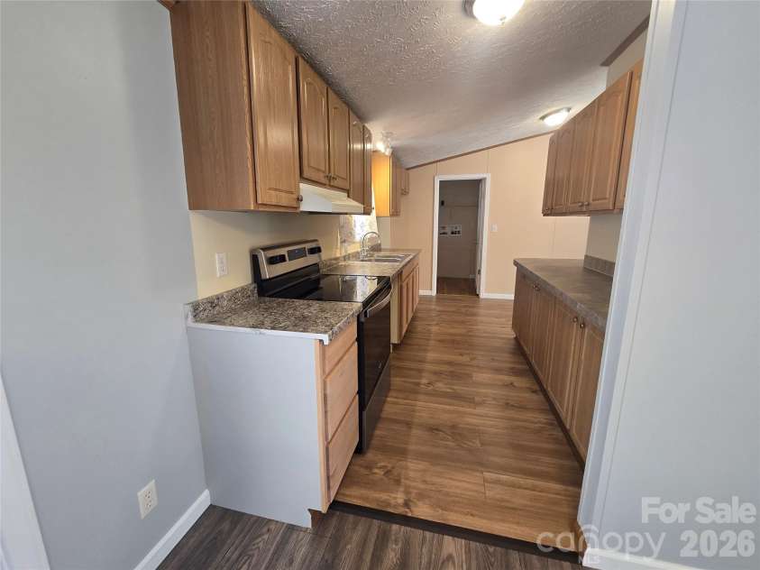 71 London Lane, Clyde, NC 28721.  MLS# CAR4321164, YatesRealty ID 3832. 