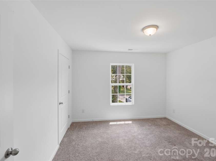 418 Kershaw Street, Lancaster, SC 29720.  MLS# CAR4351285, YatesRealty ID 38322. 