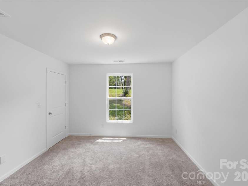 422 Kershaw Street, Lancaster, SC 29720.  MLS# CAR4385998, YatesRealty ID 38323. 