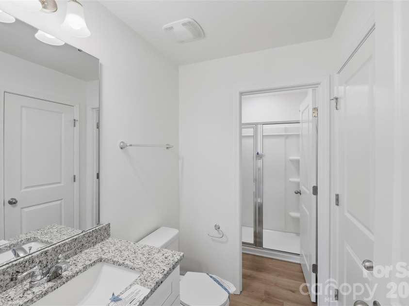 422 Kershaw Street, Lancaster, SC 29720.  MLS# CAR4385998, YatesRealty ID 38323. 