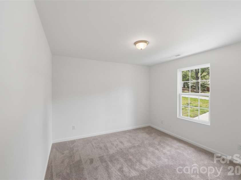 422 Kershaw Street, Lancaster, SC 29720.  MLS# CAR4385998, YatesRealty ID 38323. 