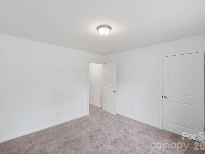 422 Kershaw Street, Lancaster, SC 29720.  MLS# CAR4385998, YatesRealty ID 38323. 