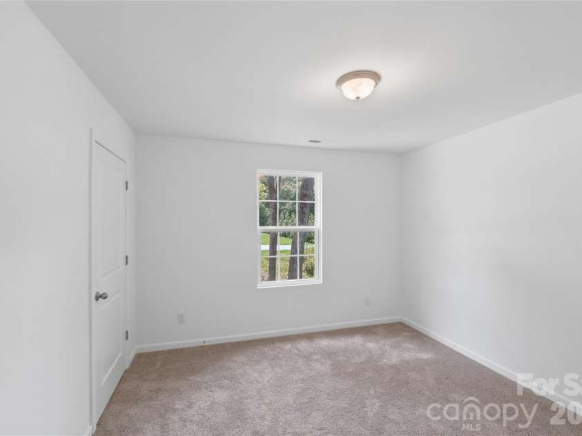 422 Kershaw Street, Lancaster, SC 29720.  MLS# CAR4385998, YatesRealty ID 38323. 