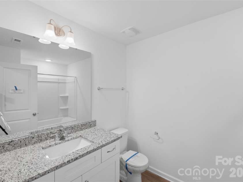 422 Kershaw Street, Lancaster, SC 29720.  MLS# CAR4385998, YatesRealty ID 38323. 