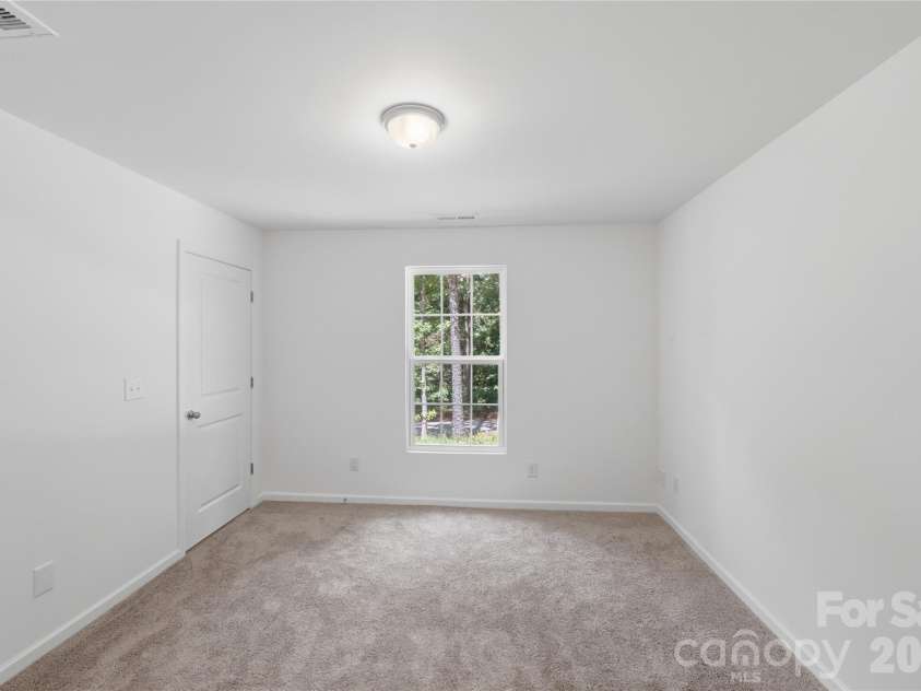 333 Buckelew Street, Lancaster, SC 29720.  MLS# CAR4385807, YatesRealty ID 38325. 