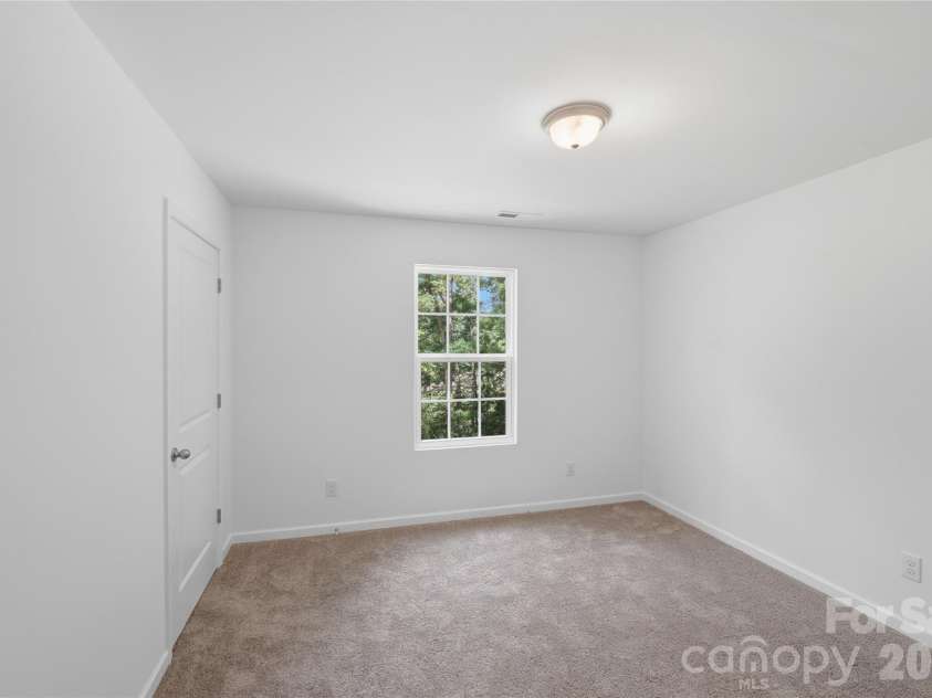 333 Buckelew Street, Lancaster, SC 29720.  MLS# CAR4385807, YatesRealty ID 38325. 