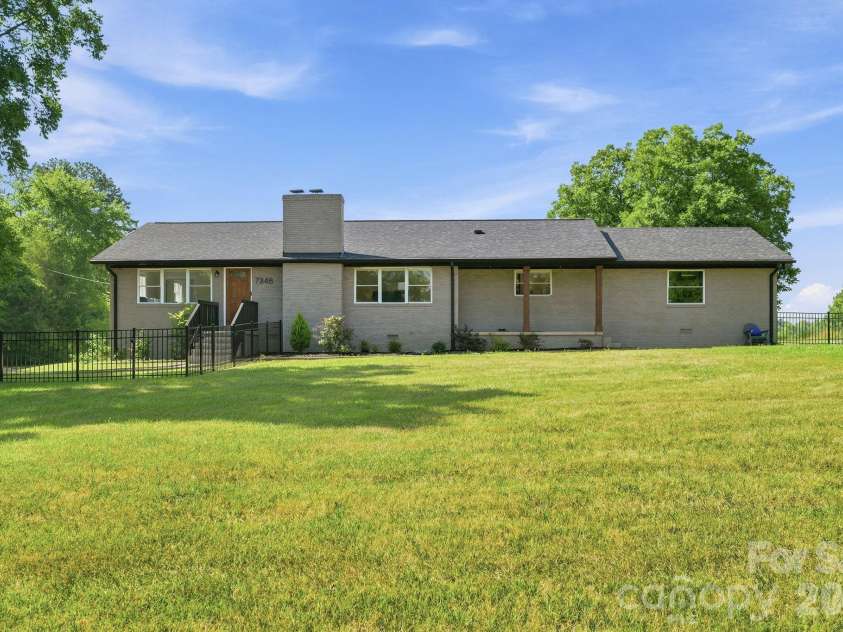 7346 Gold Hill Road, Concord, NC 28025.  MLS# CAR4399936, YatesRealty ID 38327. 