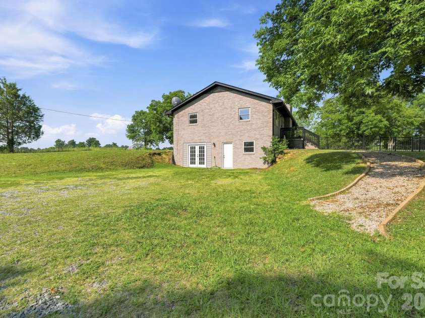 7346 Gold Hill Road, Concord, NC 28025.  MLS# CAR4399936, YatesRealty ID 38327. 