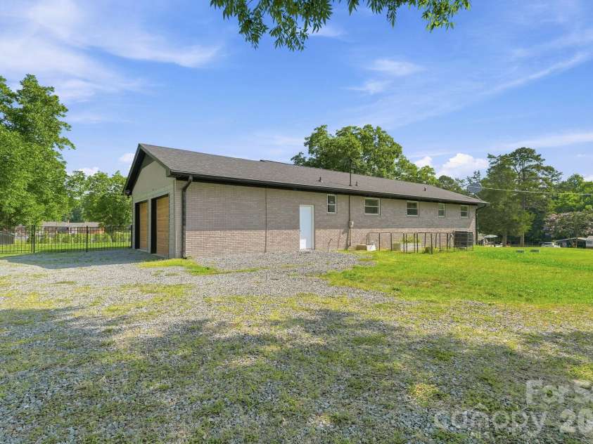 7346 Gold Hill Road, Concord, NC 28025.  MLS# CAR4399936, YatesRealty ID 38327. 