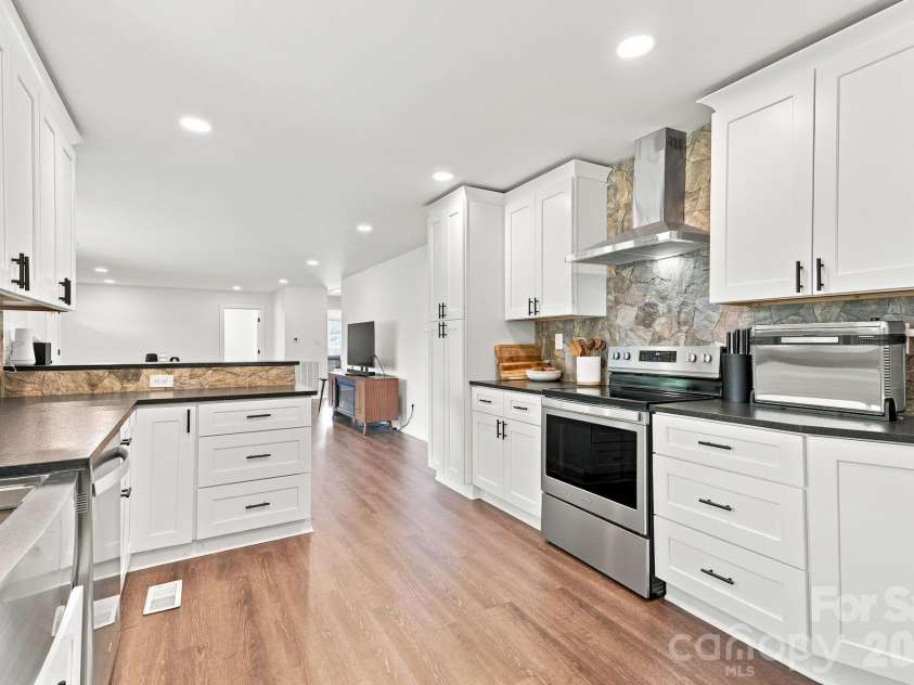 7346 Gold Hill Road, Concord, NC 28025.  MLS# CAR4399936, YatesRealty ID 38327. 