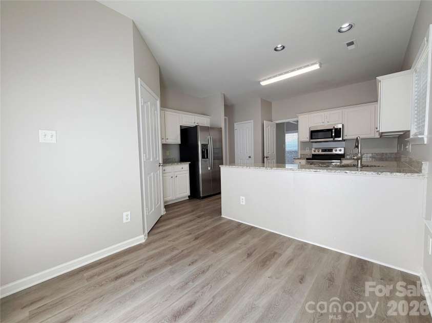 15035 Annan Court, Charlotte, NC 28277.  MLS# CAR4404832, YatesRealty ID 38328. 