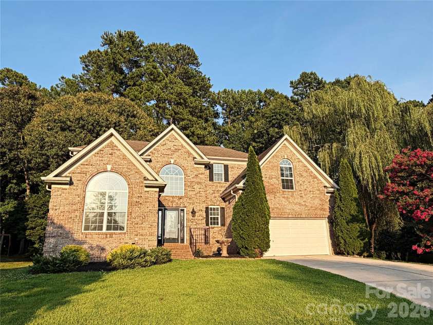 16008 Cleveleys Trail, Huntersville, NC 28078.  MLS# CAR4404769, YatesRealty ID 38329. 