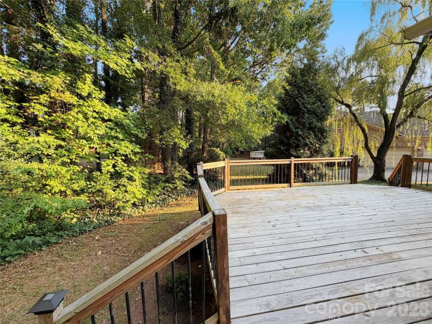 16008 Cleveleys Trail, Huntersville, NC 28078.  MLS# CAR4404769, YatesRealty ID 38329. 