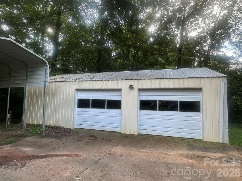 170 Hodge Street, Rutherfordton, NC 28139.  MLS# CAR4289696, YatesRealty ID 3833. 