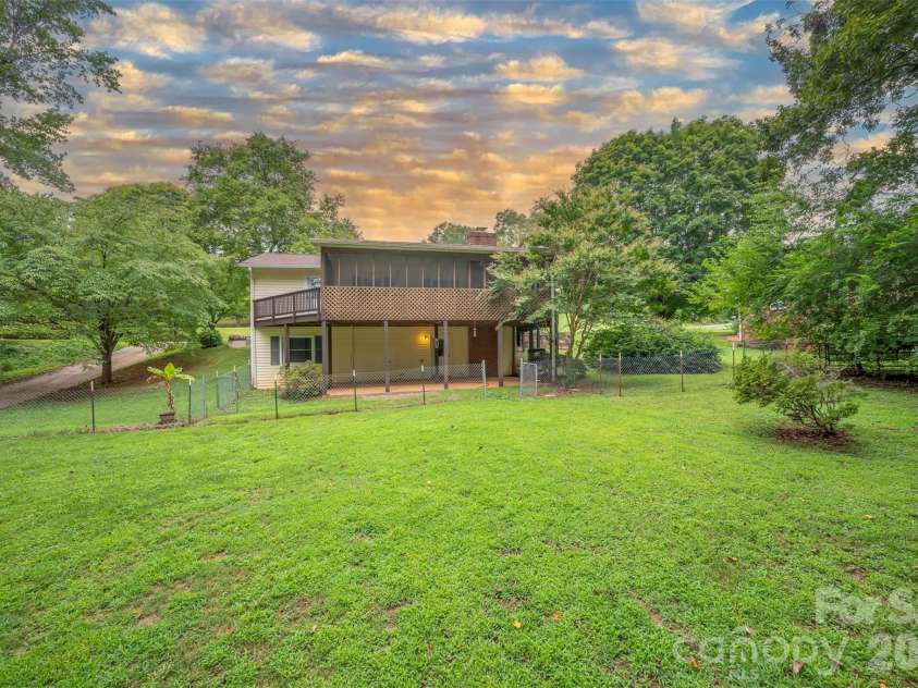 170 Hodge Street, Rutherfordton, NC 28139.  MLS# CAR4289696, YatesRealty ID 3833. 