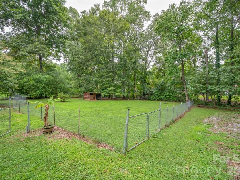 170 Hodge Street, Rutherfordton, NC 28139.  MLS# CAR4289696, YatesRealty ID 3833. 