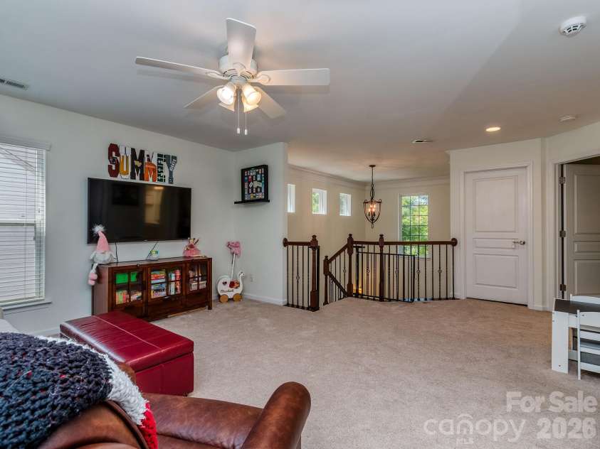 1726 Royal Gorge Avenue, Charlotte, NC 28210.  MLS# CAR4373628, YatesRealty ID 38330. 
