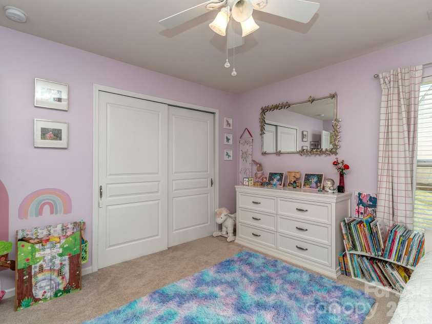 1726 Royal Gorge Avenue, Charlotte, NC 28210.  MLS# CAR4373628, YatesRealty ID 38330. 