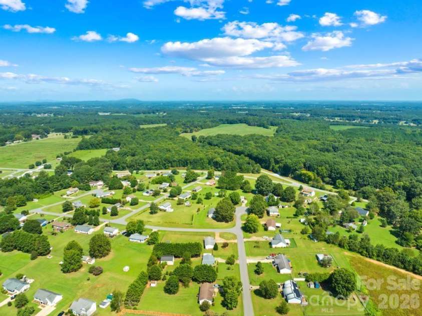 910 Lyndsey Brooke Court, Lincolnton, NC 28092.  MLS# CAR4400225, YatesRealty ID 38331. 