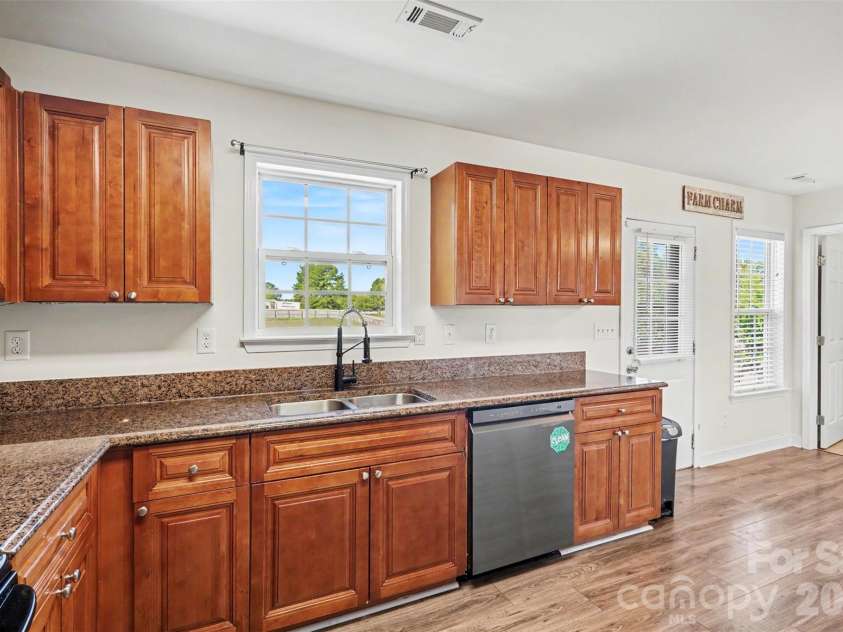 5312 Willow Run Drive, Monroe, NC 28110.  MLS# CAR4404155, YatesRealty ID 38334. 
