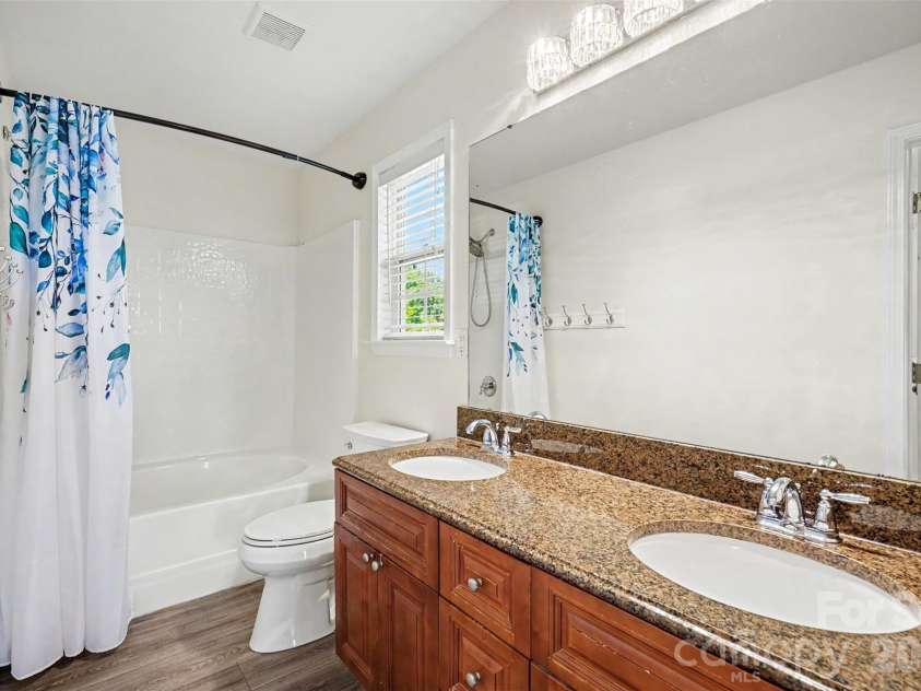 5312 Willow Run Drive, Monroe, NC 28110.  MLS# CAR4404155, YatesRealty ID 38334. 
