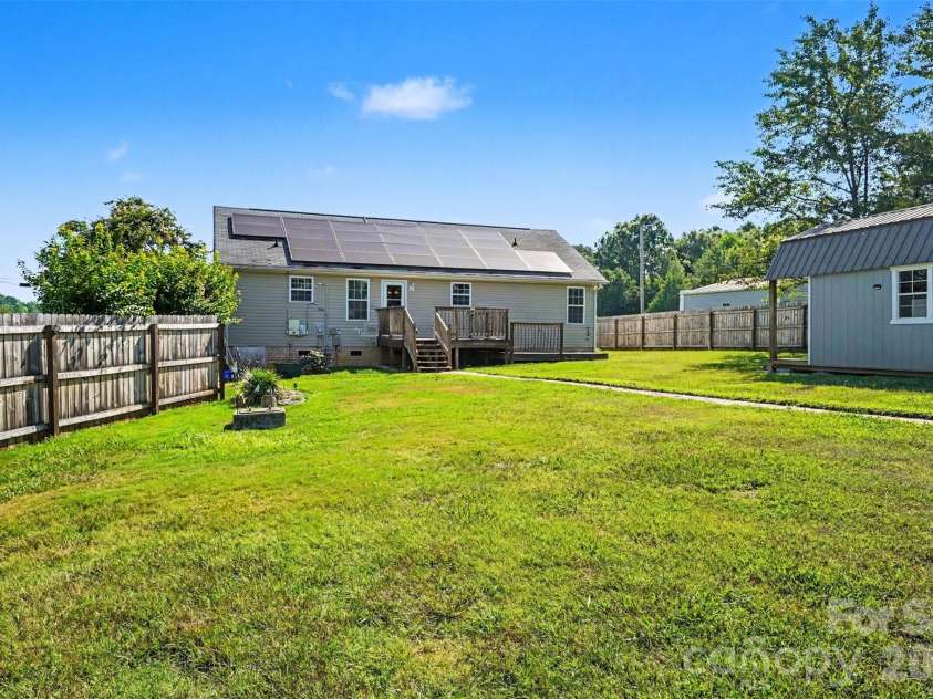 5312 Willow Run Drive, Monroe, NC 28110.  MLS# CAR4404155, YatesRealty ID 38334. 
