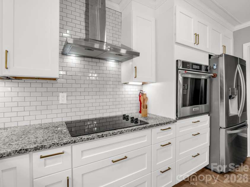 2000 Golf Course Road, Columbus, NC 28722.  MLS# CAR4400357, YatesRealty ID 38335. 