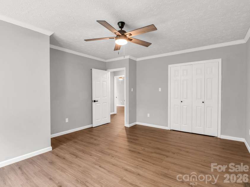 2000 Golf Course Road, Columbus, NC 28722.  MLS# CAR4400357, YatesRealty ID 38335. 