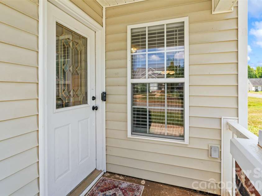 1583 Tiana Way, Rock Hill, SC 29732.  MLS# CAR4402330, YatesRealty ID 38336. 
